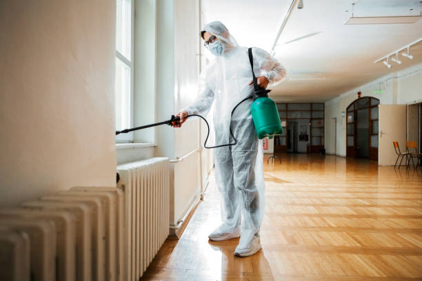 Best Best Pest Control Companies  in Cypress Lake, FL